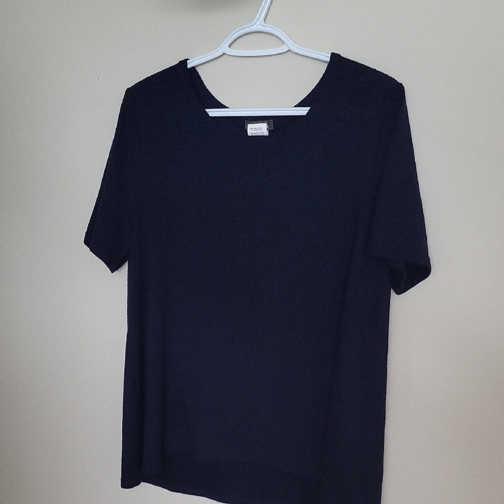 Classic Dark Navy Blue Short Sleeve Top – Stylish & Perfect for Any Occasion